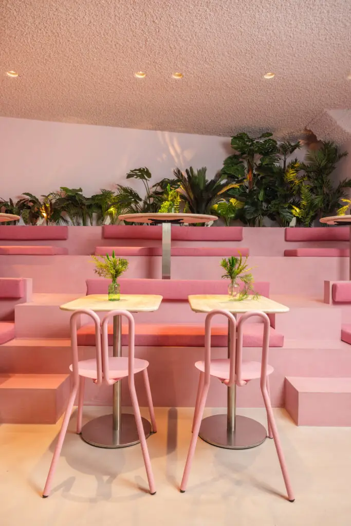 Brunch bon bouquet café
