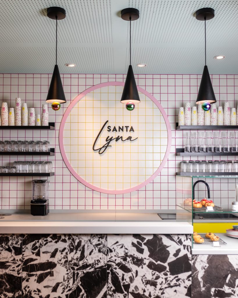 SANTA LYNA BRUNCH PARIS 3
