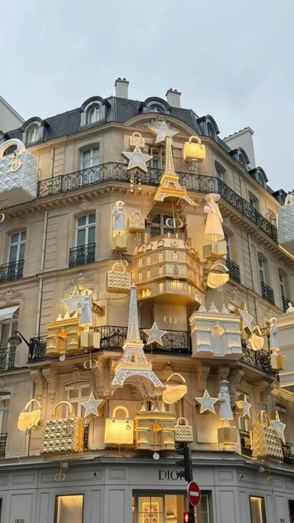 NOËL