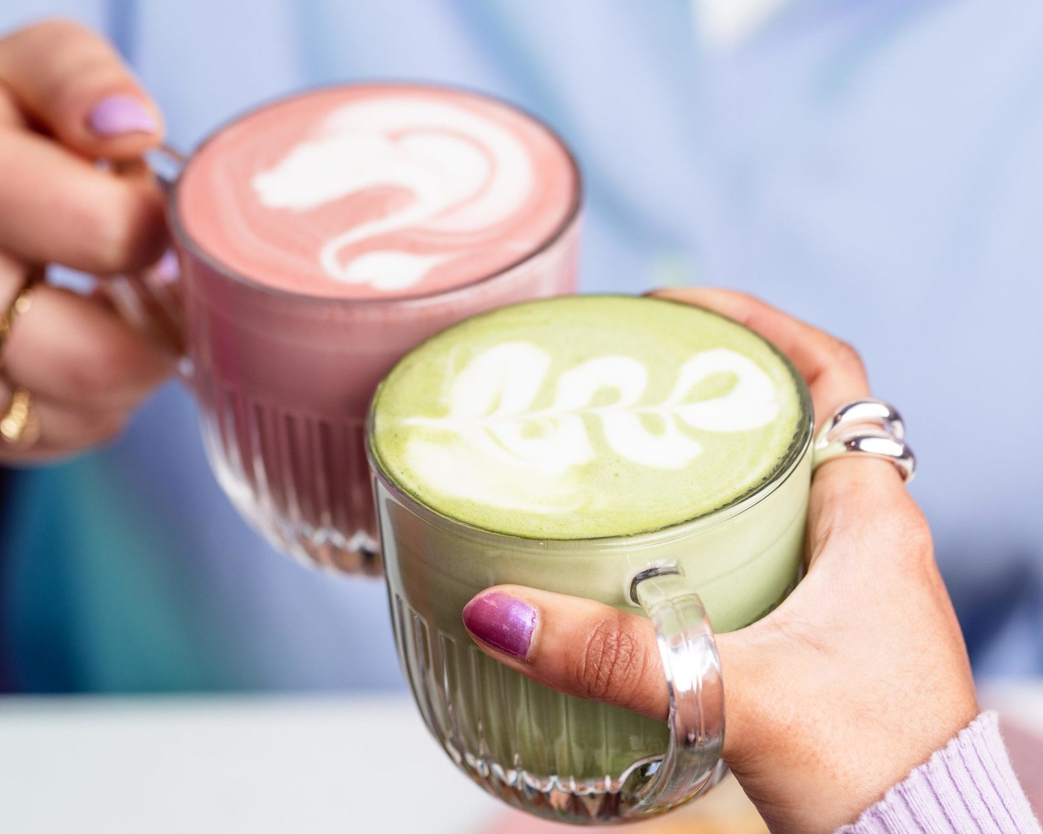 matcha latte et pink latte